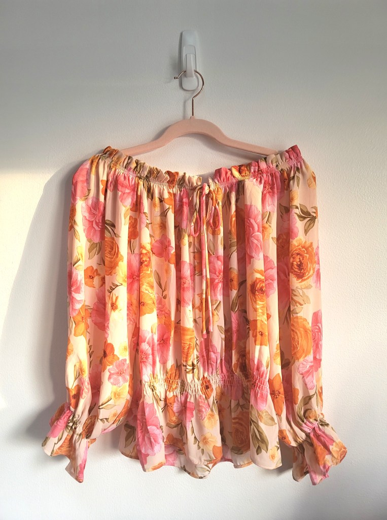 SUMMER BOUQUET TOP 29.00